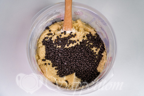 Печенье с шоколадной крошкой #шаг 5