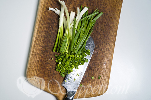 Пирожки с луком и яйцом #шаг 7