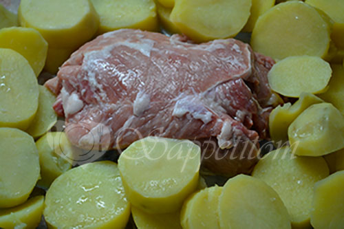 Свинина в духовке с чесночным соусом #шаг 4