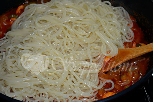 Спагетти с креветками #шаг 9