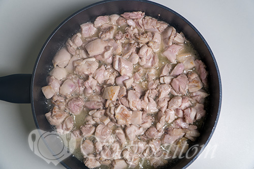 Гуляш из курицы #шаг 2