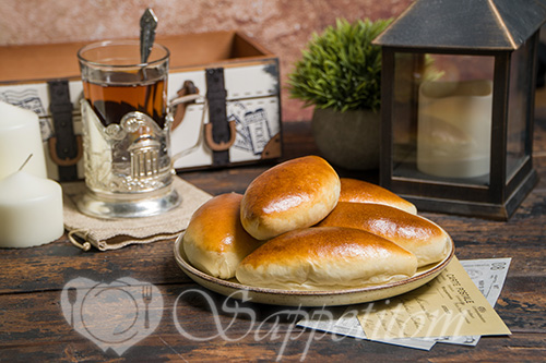 Пирожки с луком и яйцом