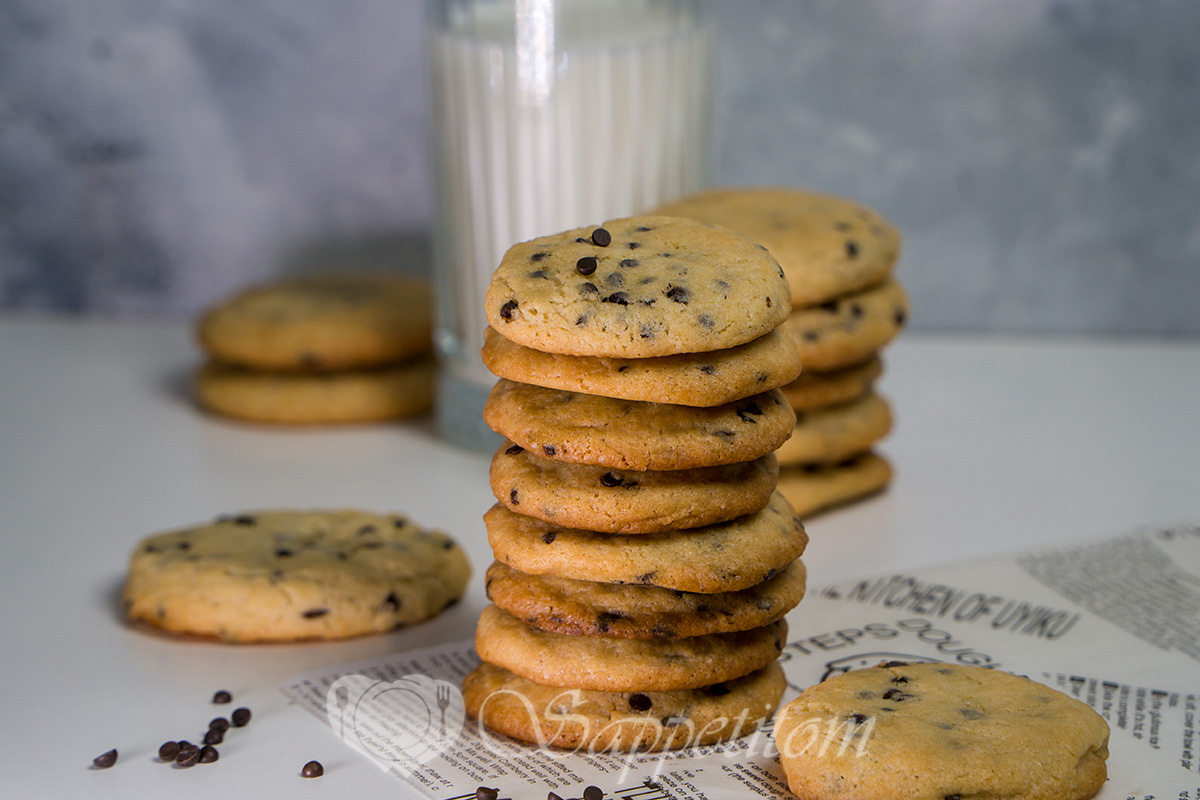 Печенье с шоколадной крошкой