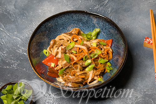 Вок со свининой