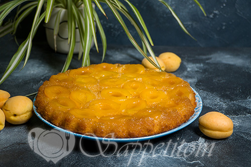 Пирог с абрикосами