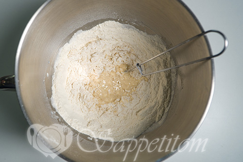 Пирожки с луком и яйцом #шаг 2