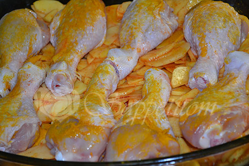 Курица с картошкой запеченная в духовке в сливочно-чесночном соусе #шаг 4